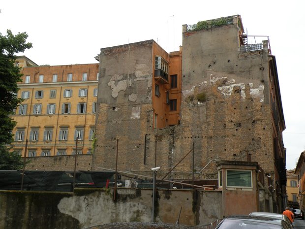  façade délabrée